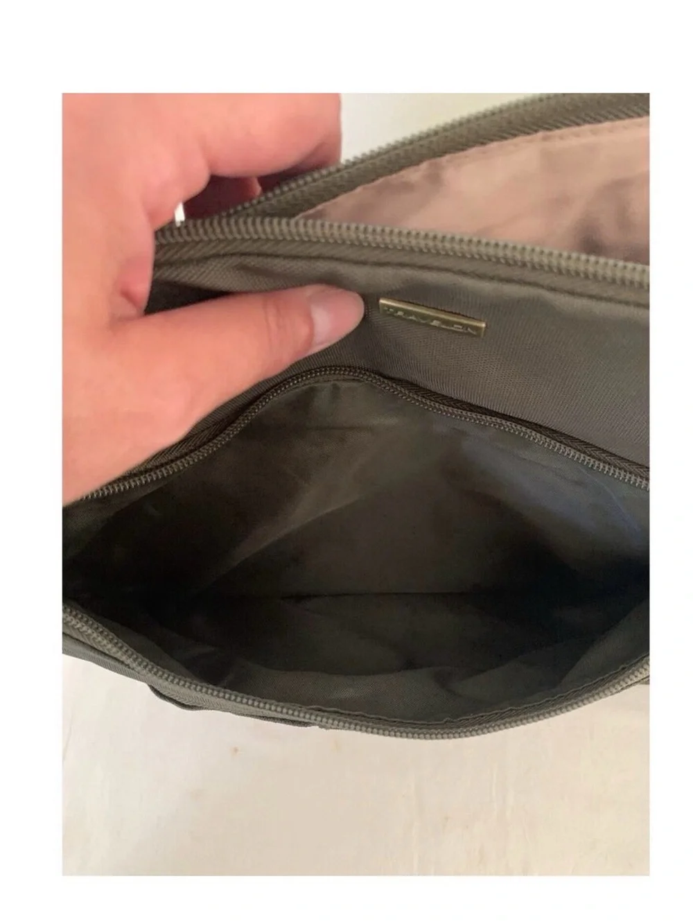 Travelon beautiful crossbody crossbody NWOT